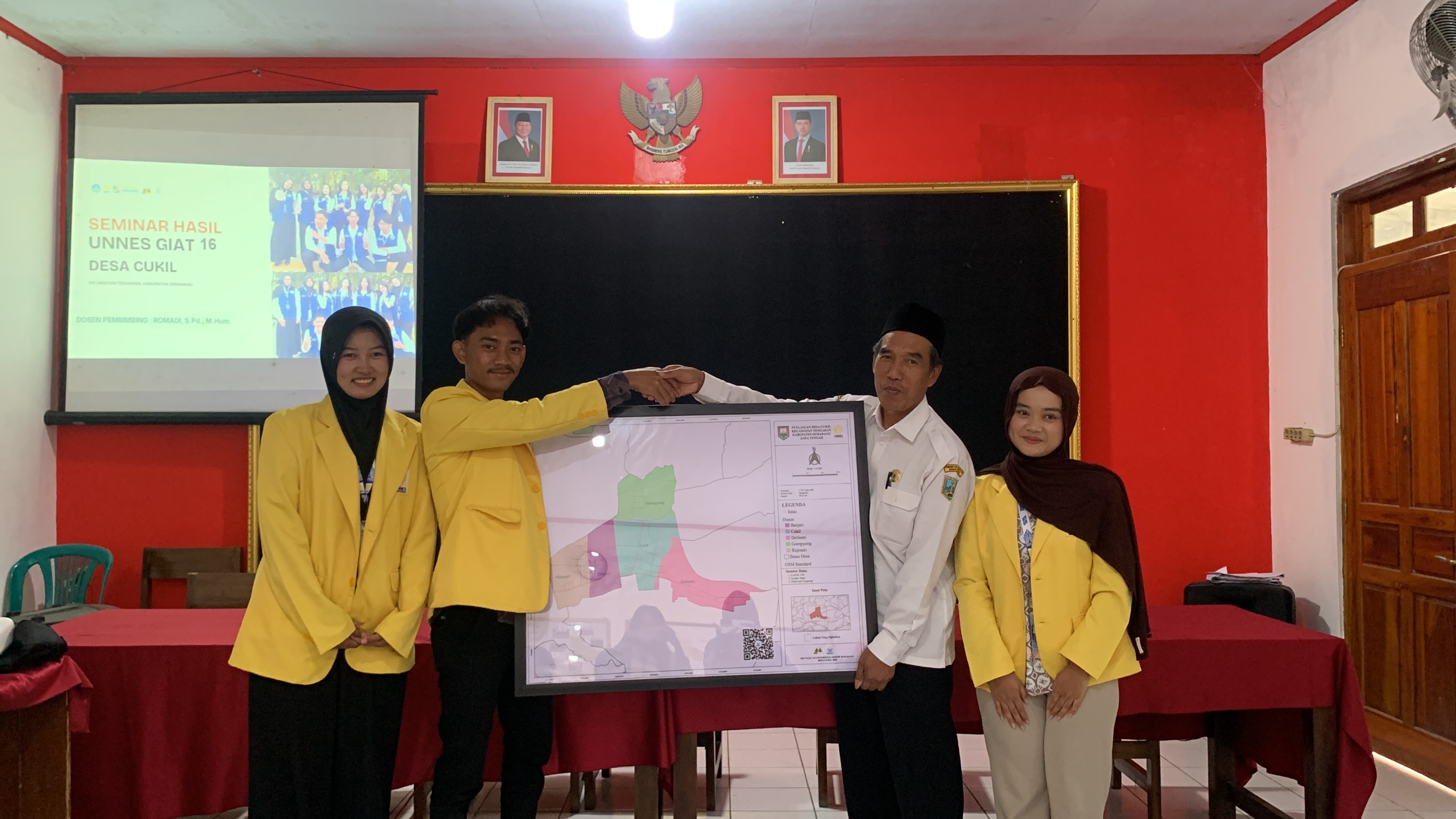 Mahasiswa KKN UNNES GIAT 16 Susun Peta Jalan Desa Cukil untuk Mendukung Akses Informasi Wilayah